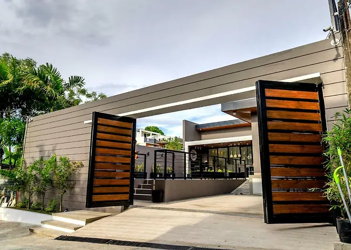 Villa Addie's Place Soldiers Hills Village Muntinlupa